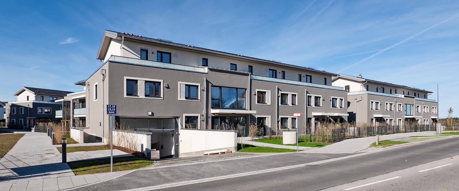 Apfelwiese. Wohnanlage Putzbrunn bei München